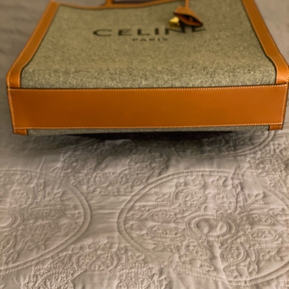 Authentic CELINE Felt & Leather Cabas Tote - Picture 2 of 7